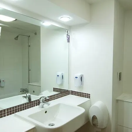 Premier Skipton North